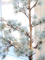 23221-3-zedernbaum-mit-led.jpg