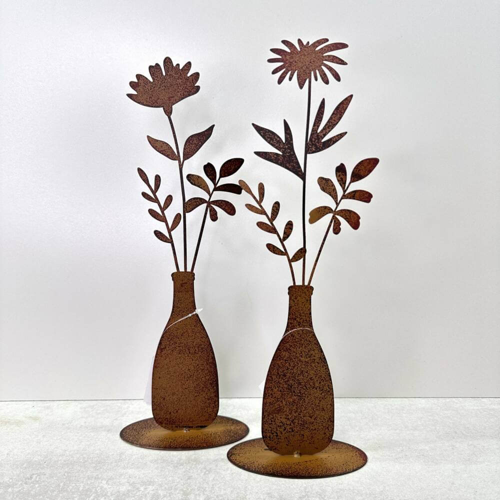 23509-1-vase-mit-blume-rost-posiwio.jpg