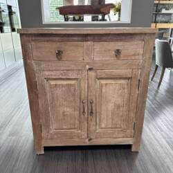 Den Eingangsbereich gestalten – 28 tolle Ideen für Garderobe und Haustür 40 23538-1-kommode.jpg