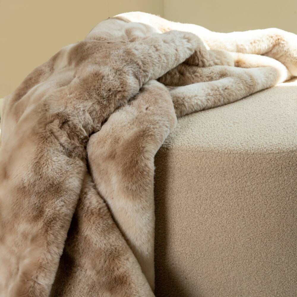 23682-3-plaid-kunstpelz-linde-beige-ptmd.jpg