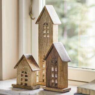 23718-1-culine-deko-häuser-mangoholz-3er-set-bloomingville.jpg