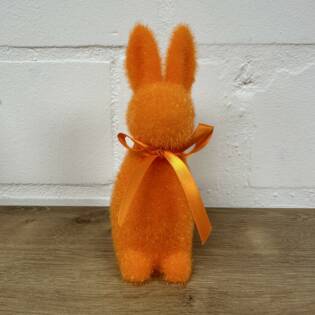 23779-005-hase-stuppsi-hellorange-vosteen.jpeg