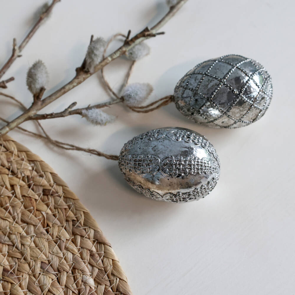 23846-1-osterei-zum-hängen-antique-silber-chic-antique.jpg