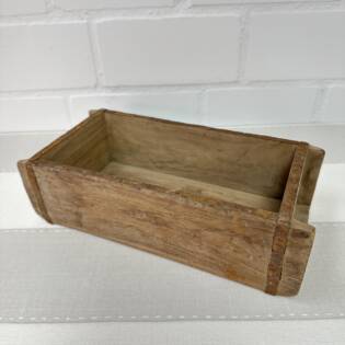 18240-1-alte-backsteinform-ziegelform-einfach-natur