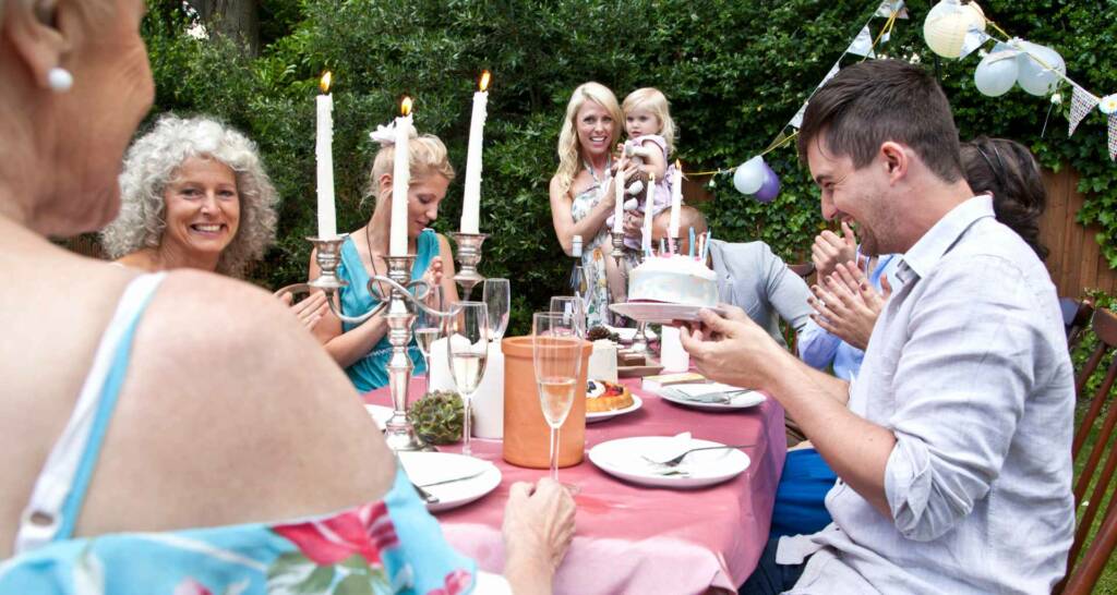 Draußen feiern - 10 tolle Gartenparty Ideen 1 Draußen feiern - 10 tolle Gartenparty Ideen