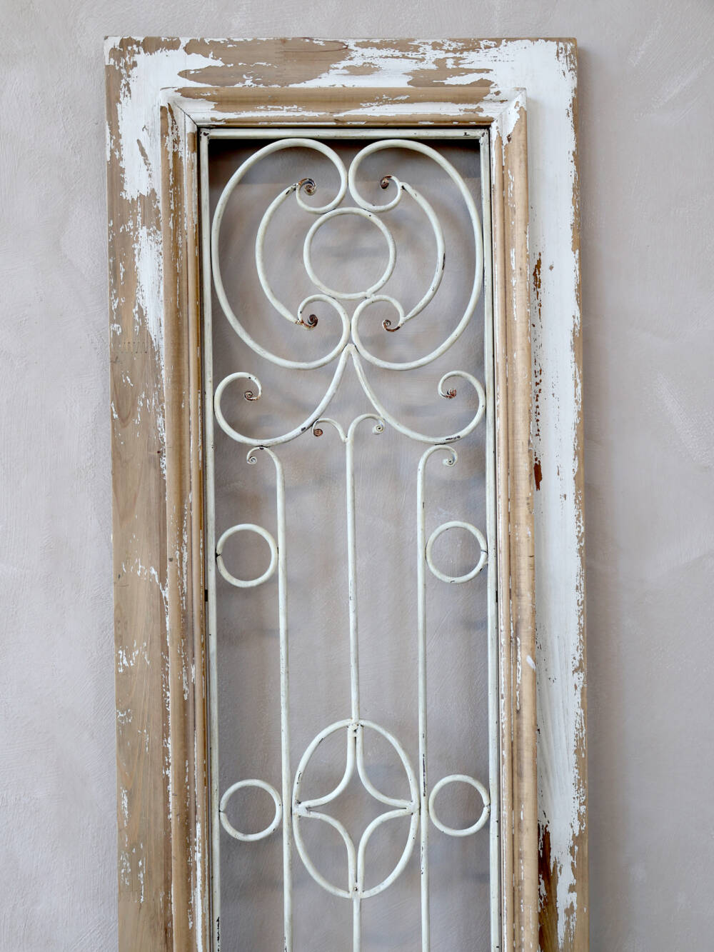 23908-3-fensterladen-mit-gitter-chic-antique.jpg