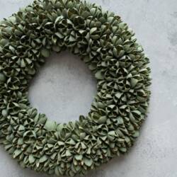 23957-2-bakuli-kranz-grün-couronne.jpg